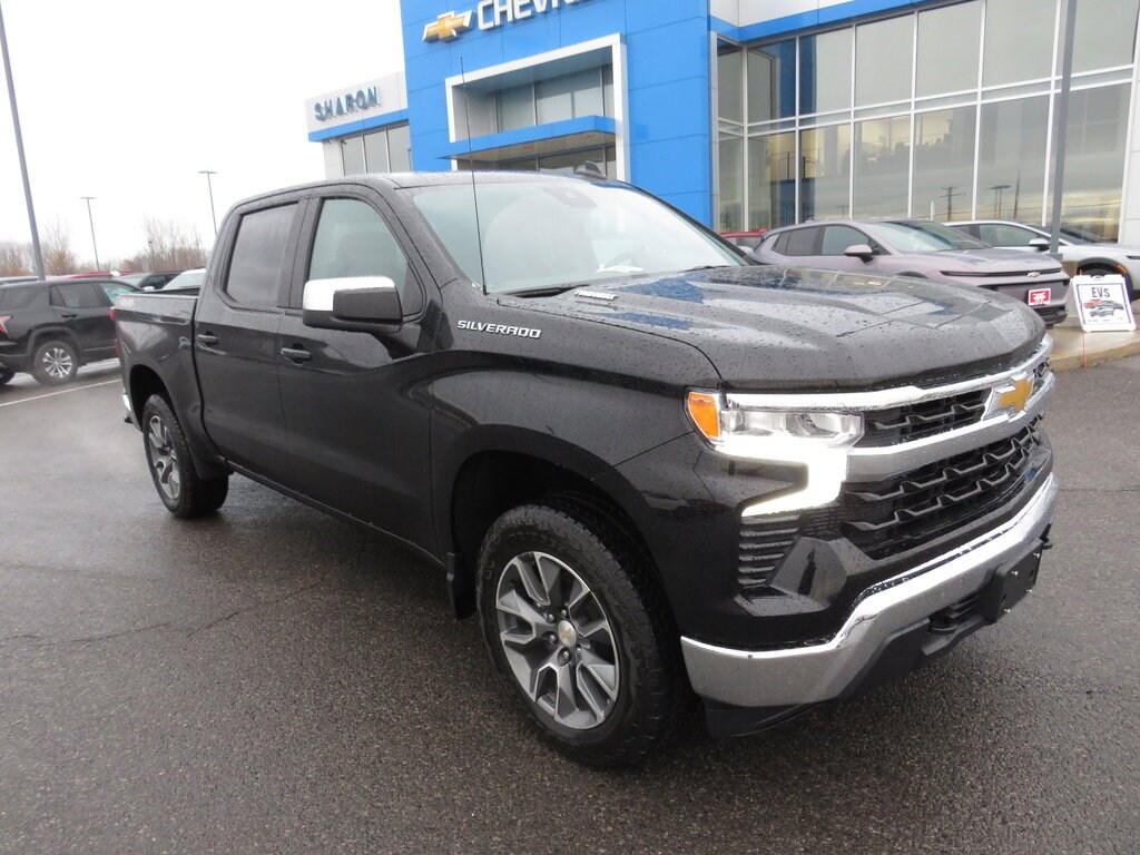 2026 Chevrolet Silverado 1500 LT photo 2