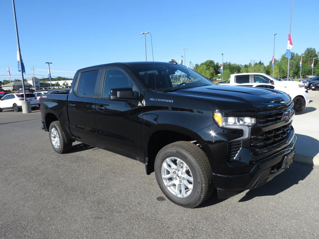 2026 Chevrolet Silverado 1500 RST photo 2