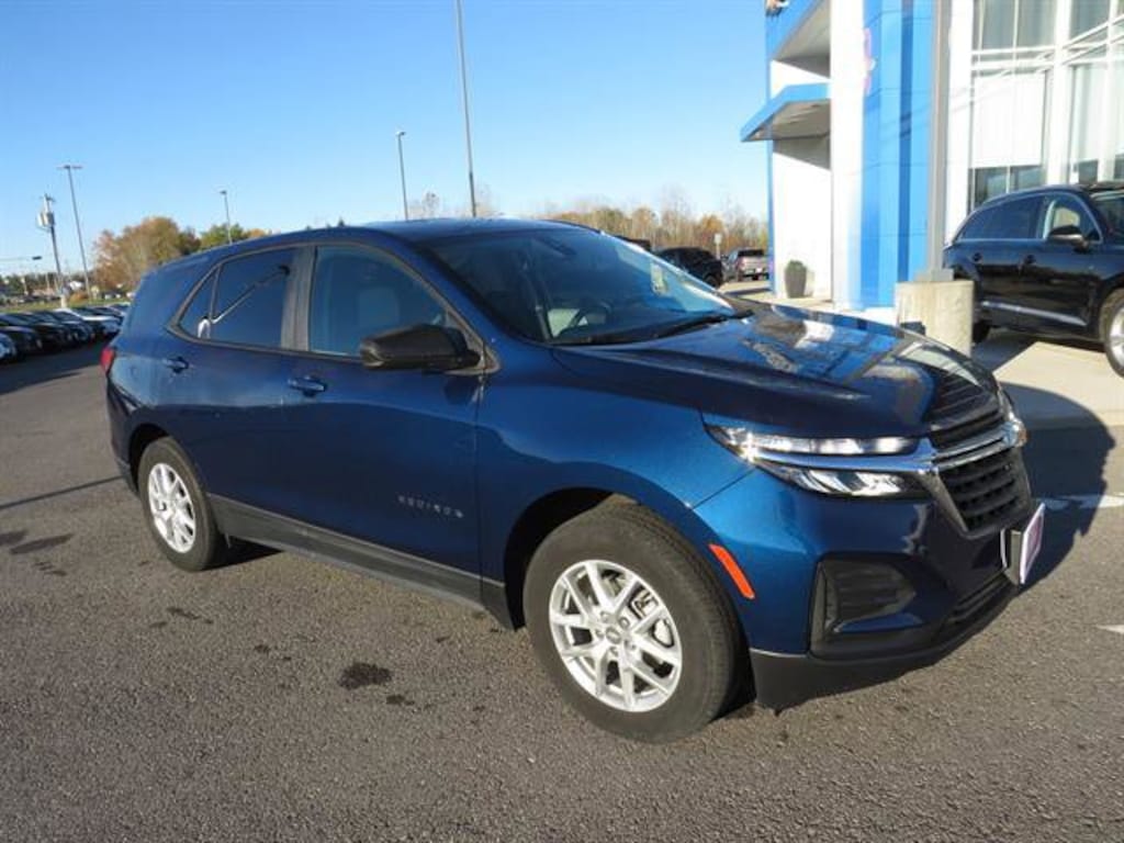 Used 2023 Chevrolet Equinox LS SUV