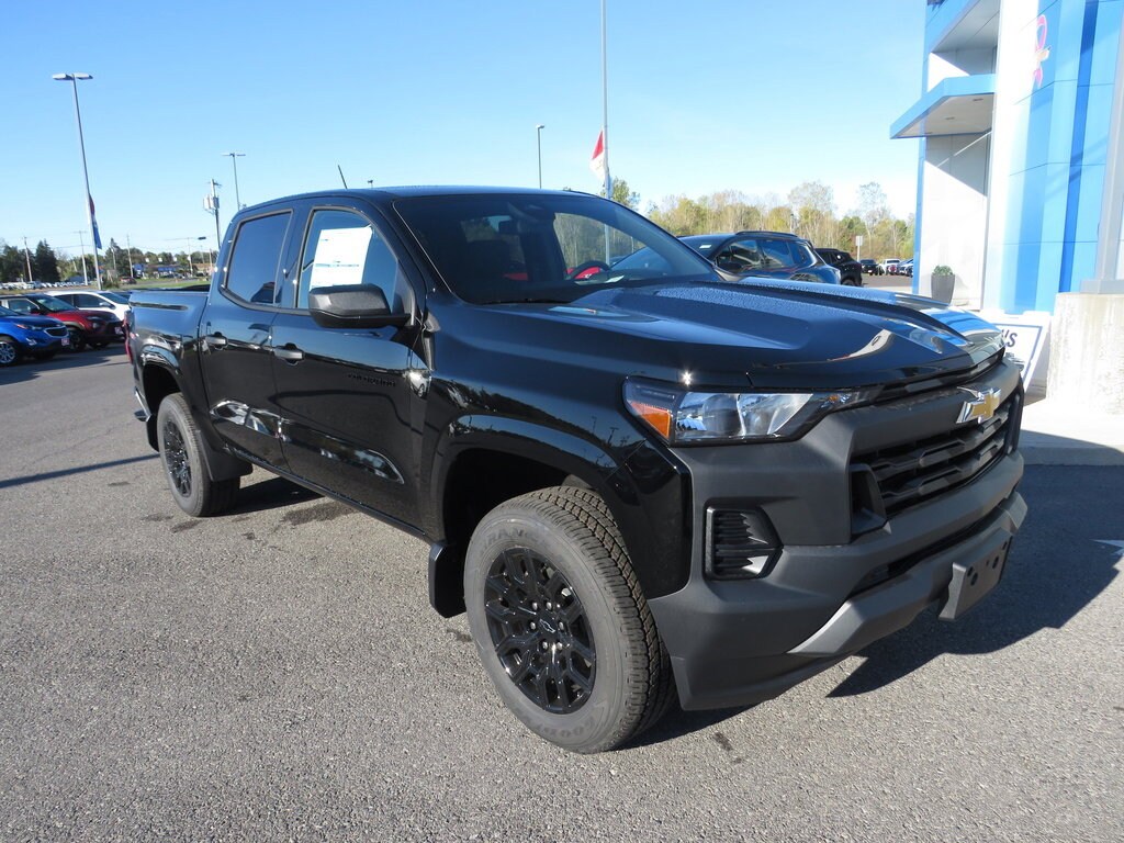2026 Chevrolet Colorado Work Truck photo 2