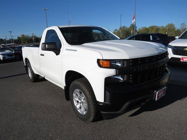 2021 Chevrolet Silverado 1500 photo 2