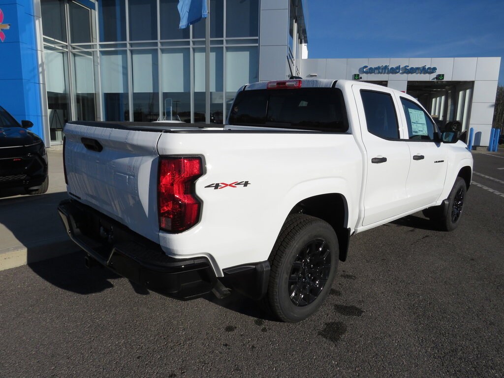 2026 Chevrolet Colorado Work Truck photo 4