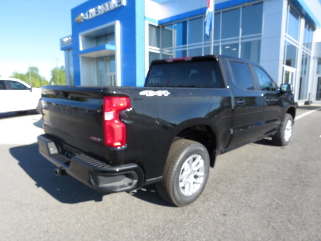 2026 Chevrolet Silverado 1500 RST photo 3