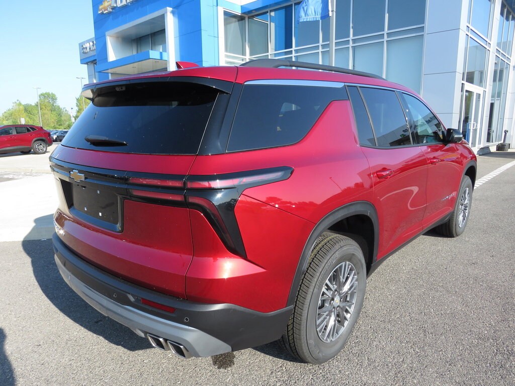 2026 Chevrolet Traverse photo 4