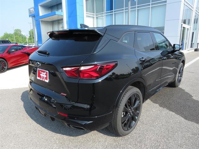 2022 Chevrolet Blazer RS photo 3