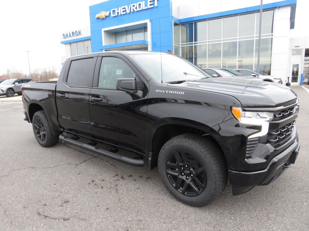 2026 Chevrolet Silverado 1500 RST photo 3