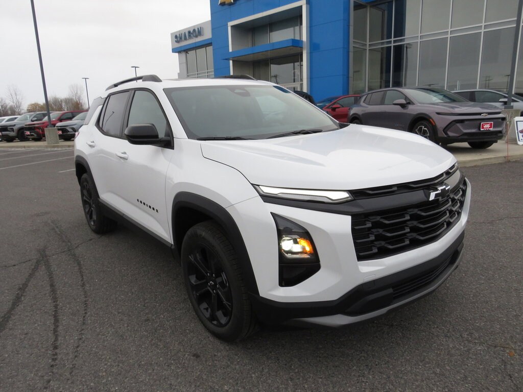 2026 Chevrolet Equinox LT photo 2