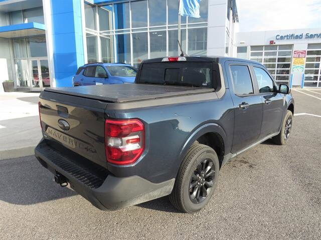 2023 Ford Maverick XLT photo 2