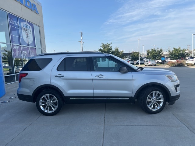 Certified 2018 Ford Explorer XLT with VIN 1FM5K8D87JGB86669 for sale in Kansas City