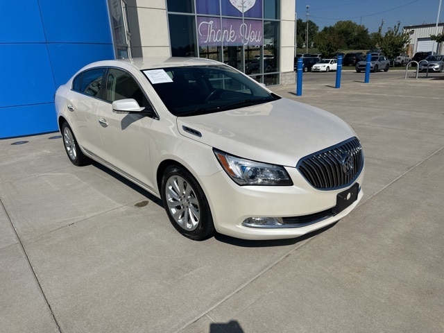 Used 2014 Buick LaCrosse Leather with VIN 1G4GB5G35EF207831 for sale in Kansas City