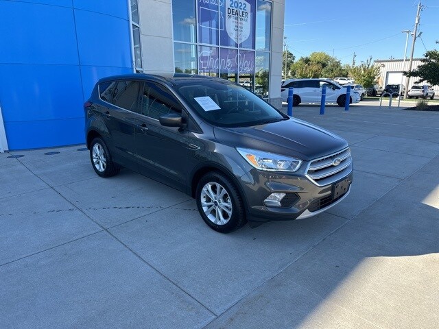 Used 2019 Ford Escape SE with VIN 1FMCU0GD4KUA54306 for sale in Kansas City