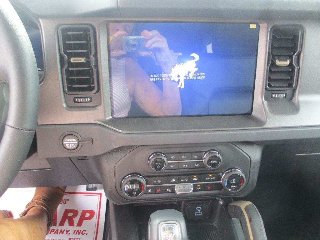 New 2025 Ford Bronco Badlands SUV