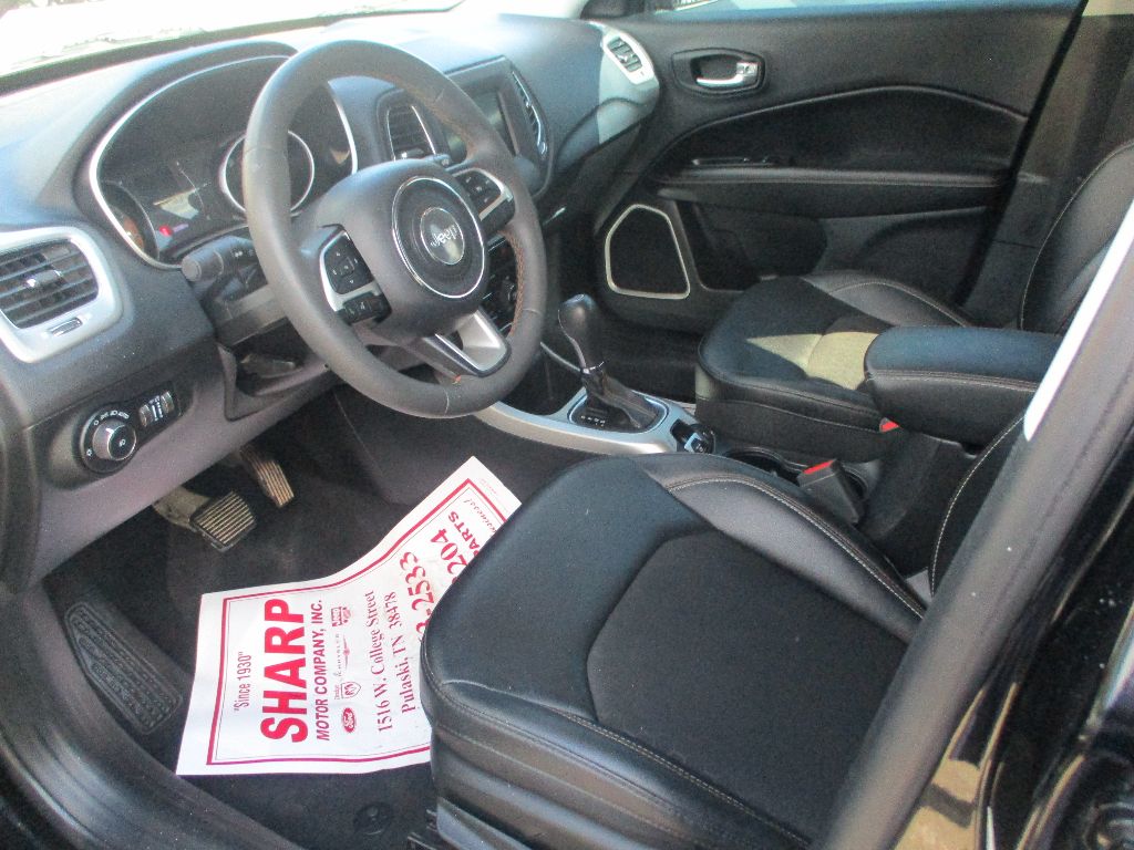 2021 Jeep Compass Latitude photo 4