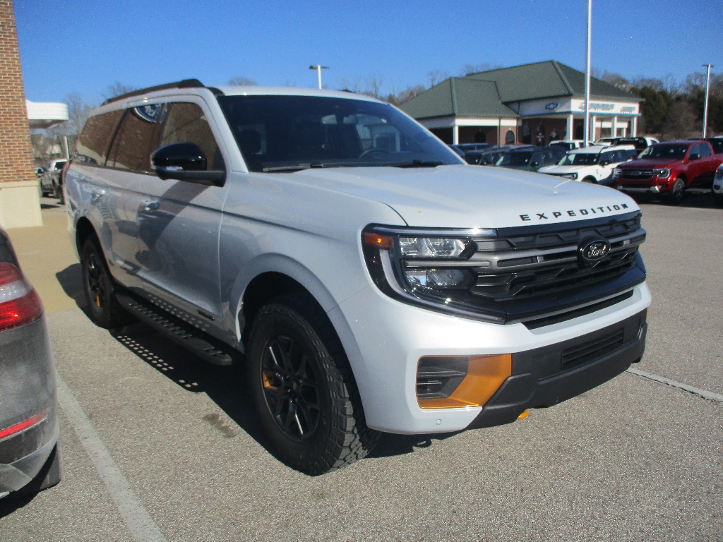 2025 Ford Expedition Tremor 4x4's photo