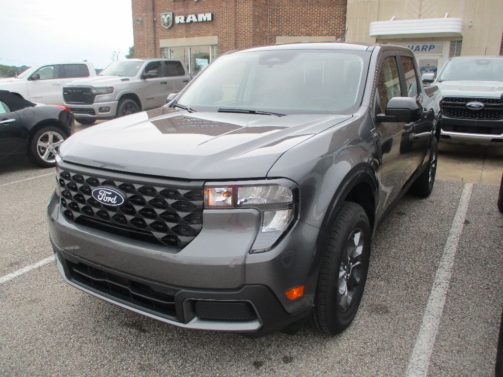 2025 Ford Maverick XLT photo 3
