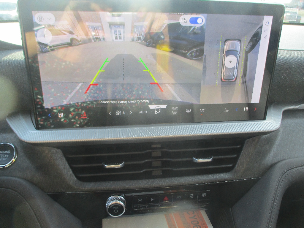 2026 Ford Explorer Platinum - Photo 7
