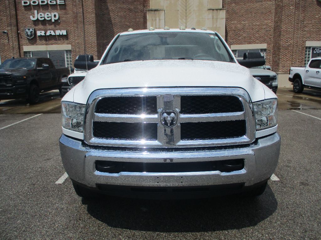 Used 2018 RAM Ram 3500 Pickup Tradesman with VIN 3C63R3CL7JG199871 for sale in Pulaski, TN