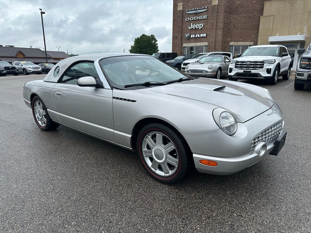 2004 Ford Thunderbird Deluxe's photo