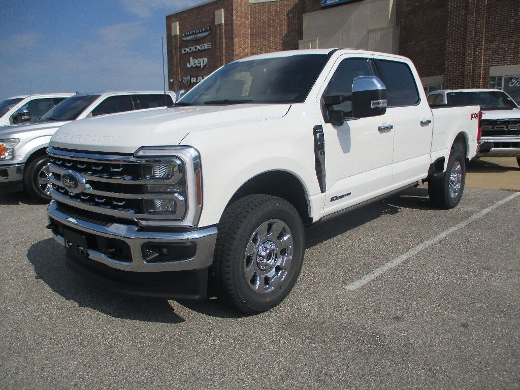 New 2026 Ford F-250 Lariat Crew Cab