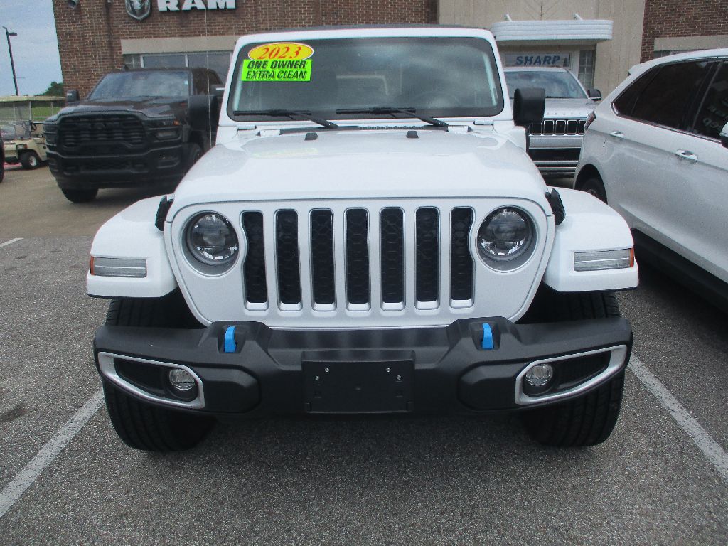 2023 Jeep Wrangler 4xe Sahara photo 2