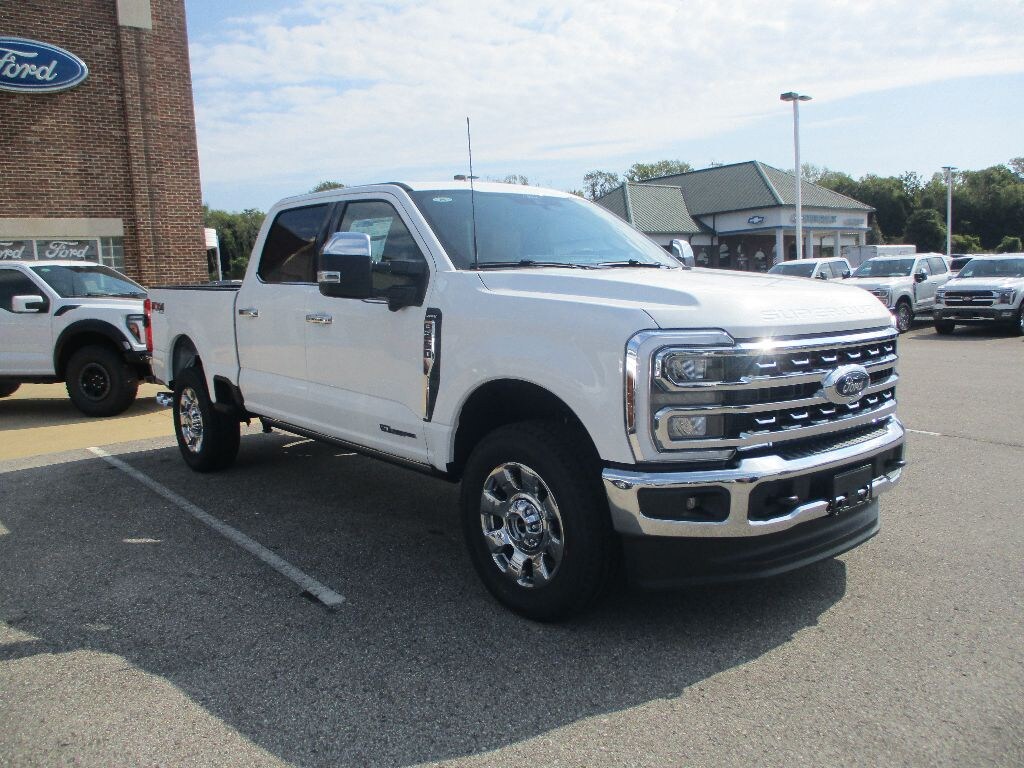 New 2026 Ford F-250 Lariat Crew Cab