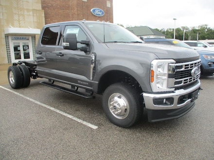 2026 Ford F-350 XLT Crew Cab