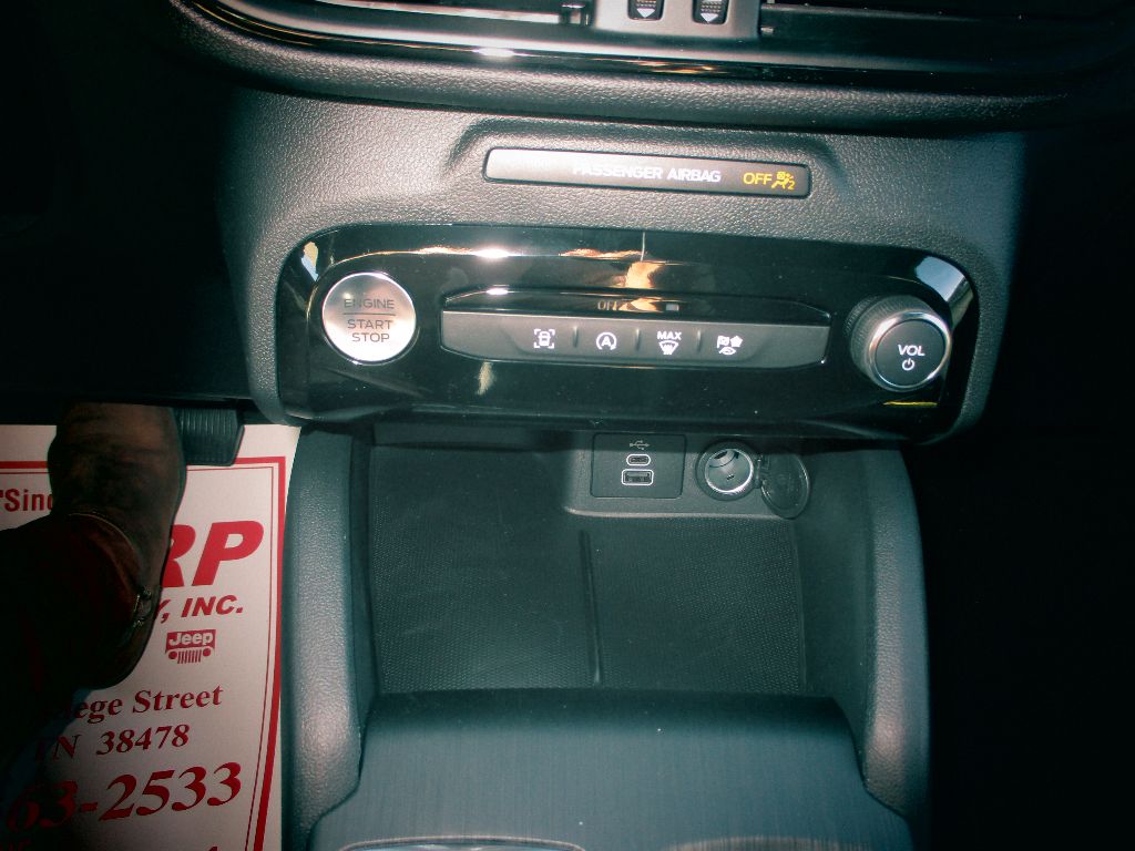 2026 Ford Escape ST-Line - Photo 9