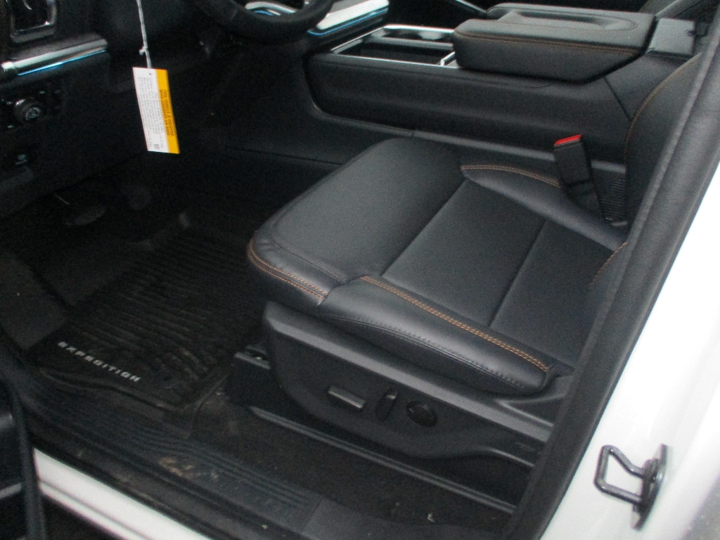 2026 Ford Expedition Tremor - Photo 18