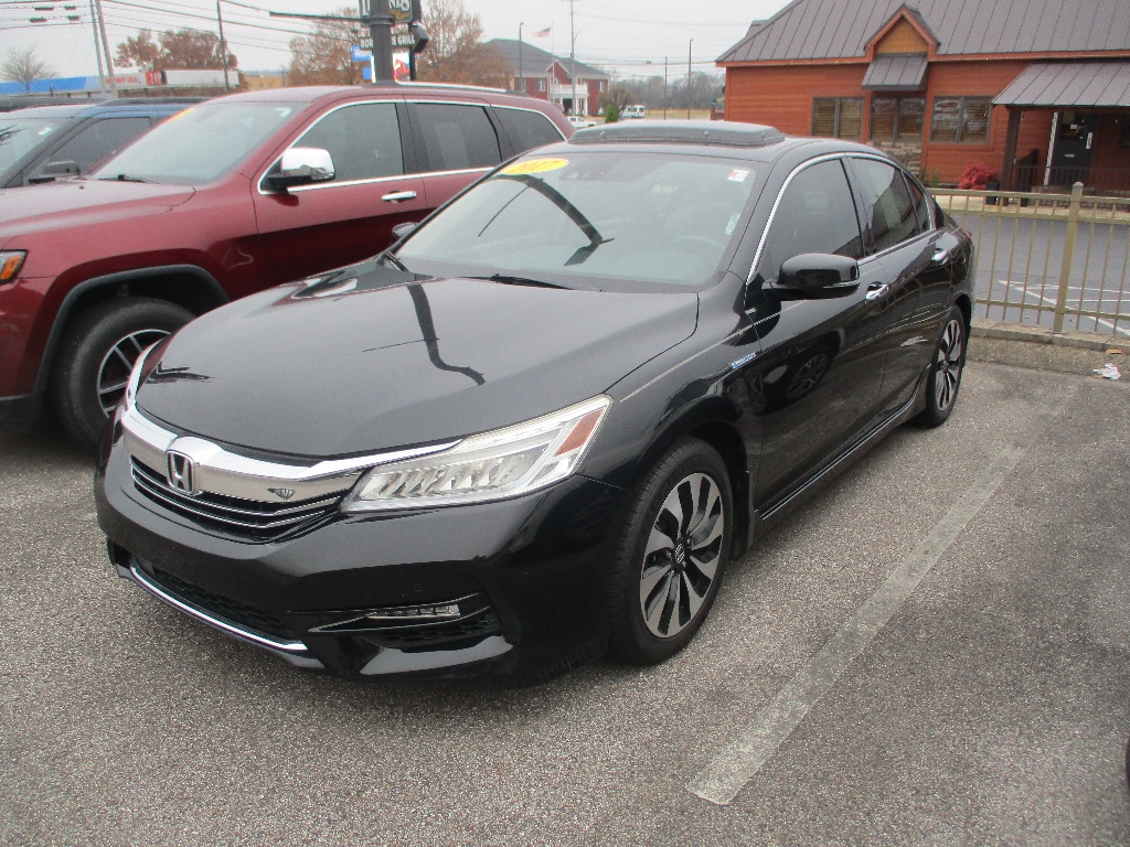 Used 2017 Honda Accord Hybrid Touring Sedan