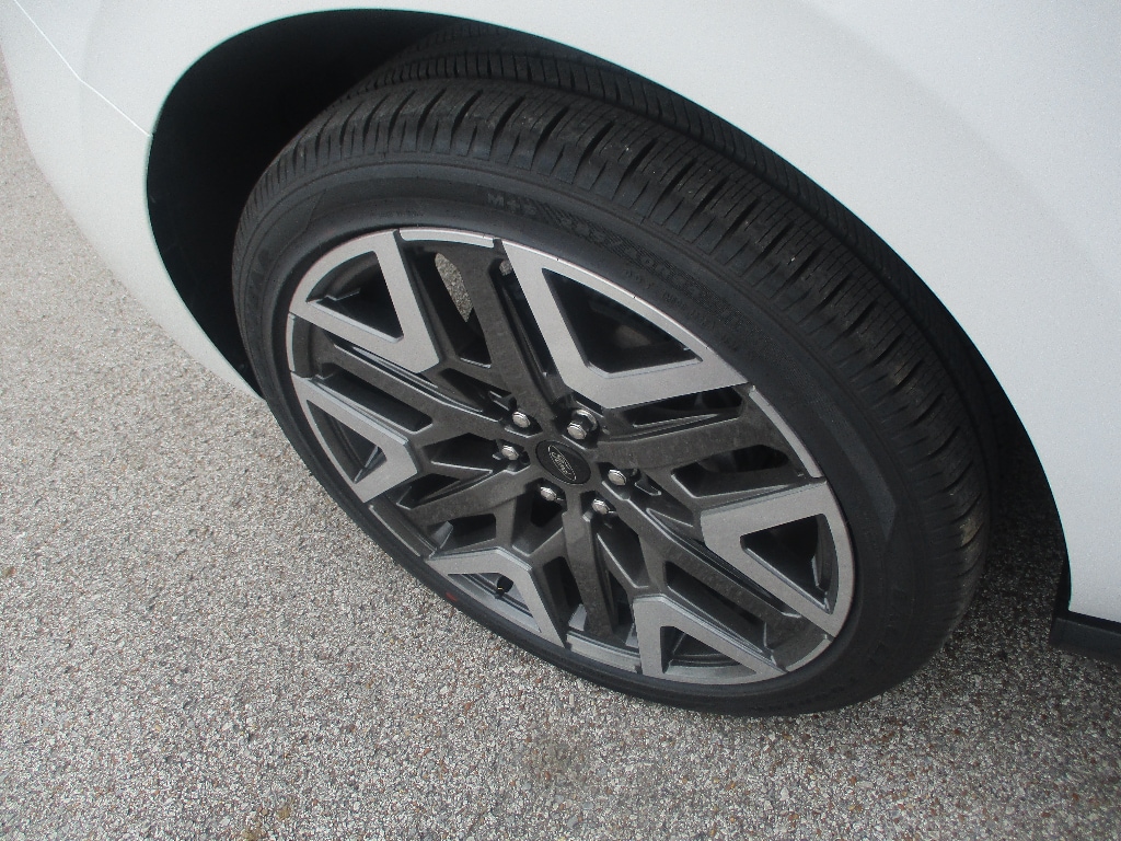 2026 Ford Expedition MAX Platinum - Photo 28