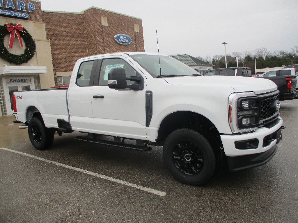 2026 Ford F-250 Super Duty XL's photo