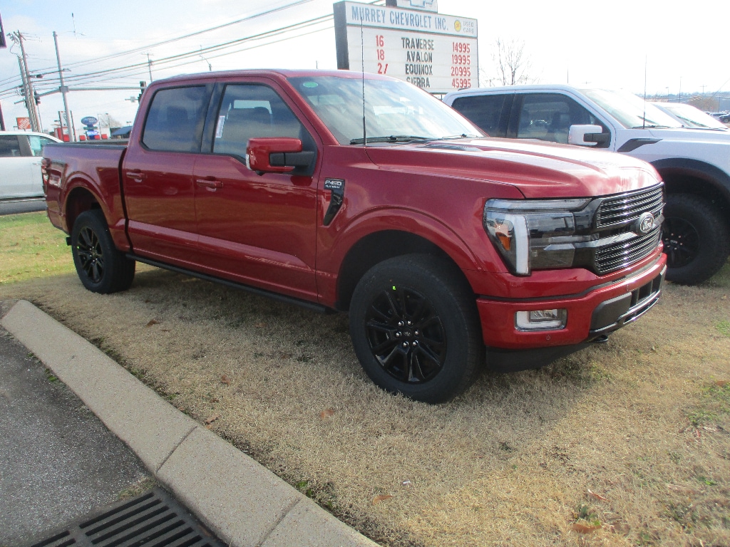 2025 Ford F-150 Platinum's photo