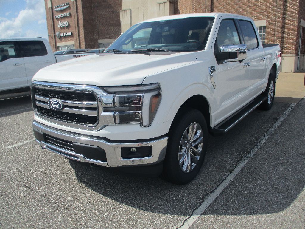 2025 Ford F-150 Lariat photo 2