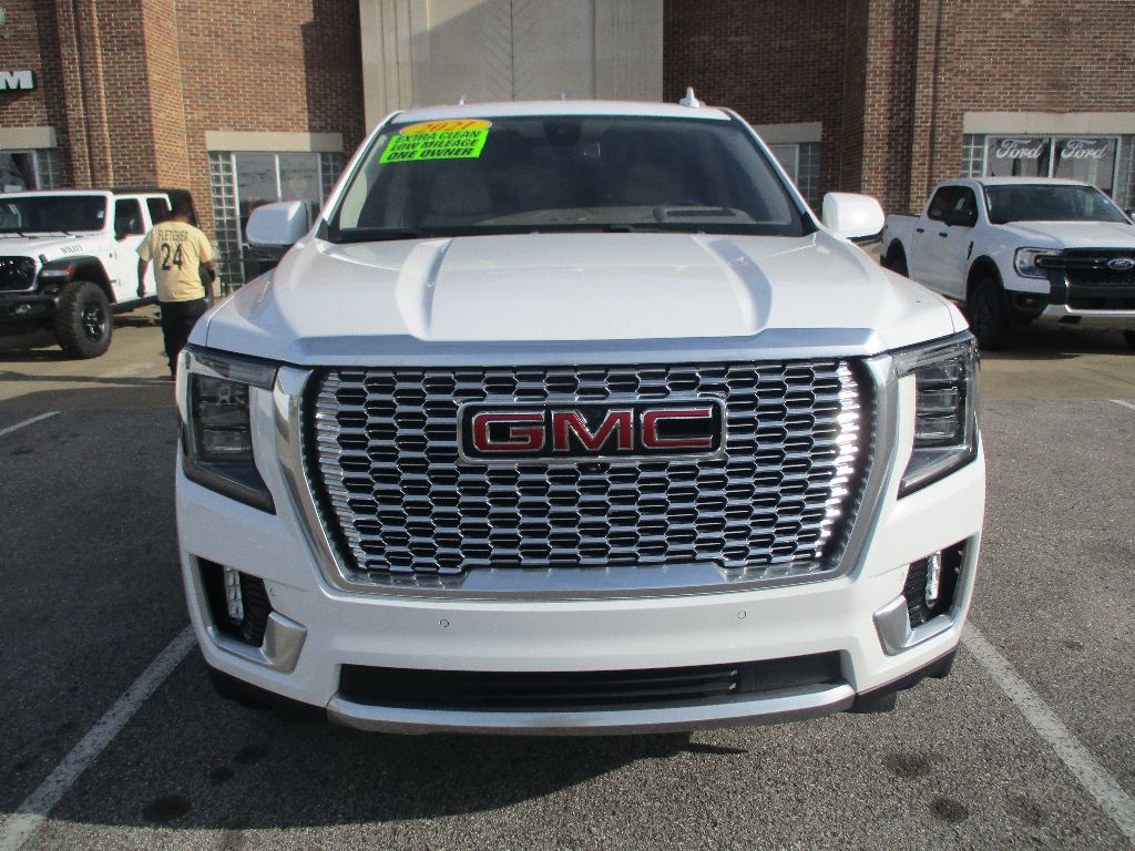 Used 2021 GMC Yukon XL Denali with VIN 1GKS2JKL7MR446720 for sale in Pulaski, TN