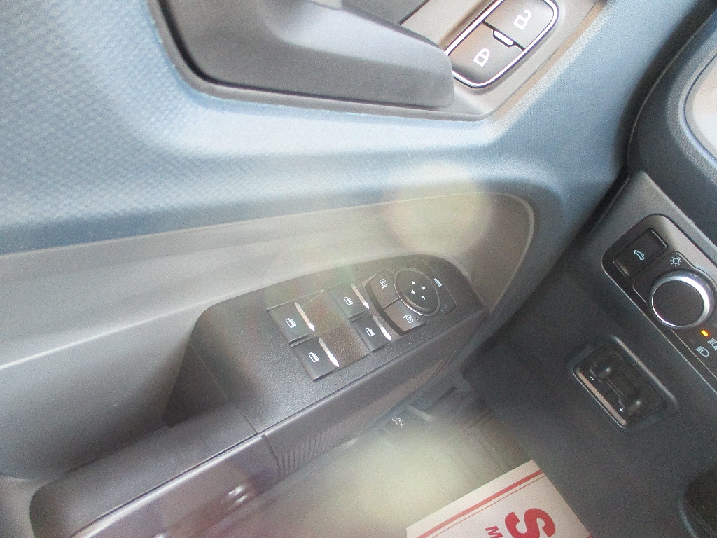 2026 Ford Maverick XL - Photo 14