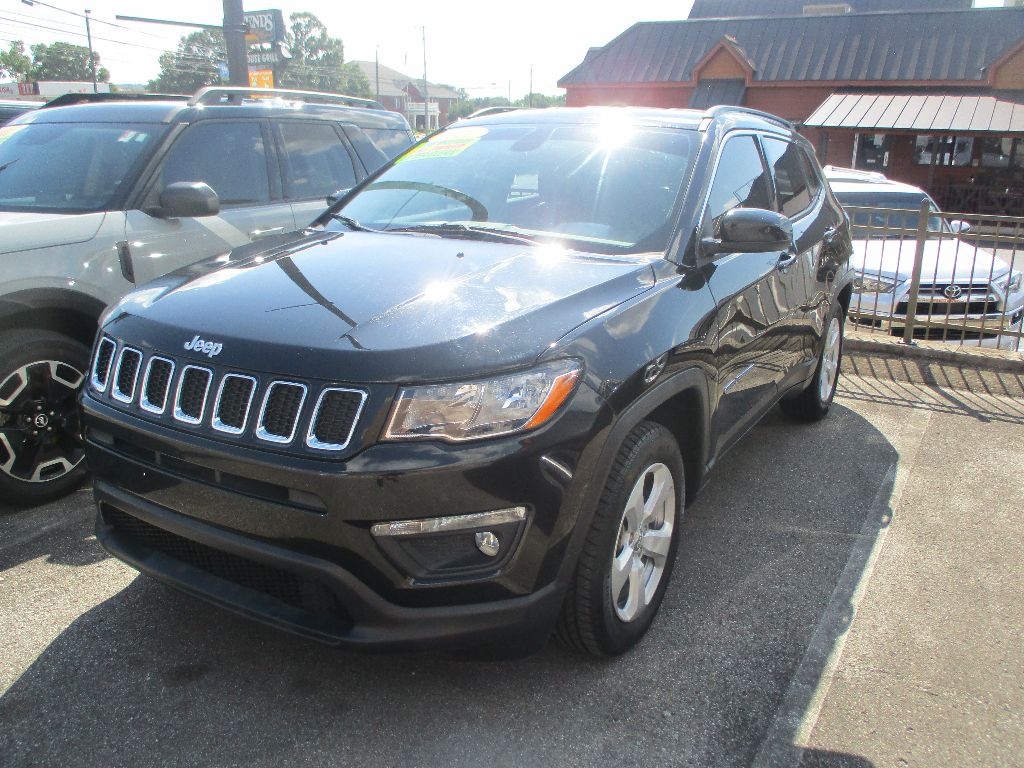 2021 Jeep Compass Latitude photo 3