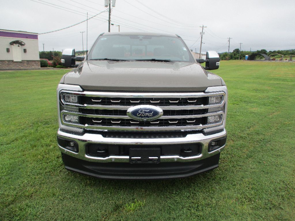2026 Ford F-250 King Ranch photo 2