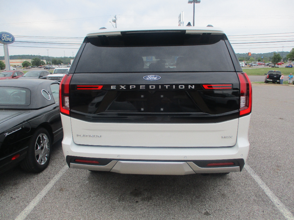 2026 Ford Expedition MAX Platinum - Photo 23