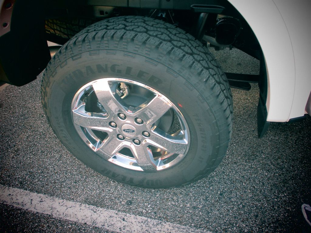 2025 Ford Ranger XLT - Photo 21