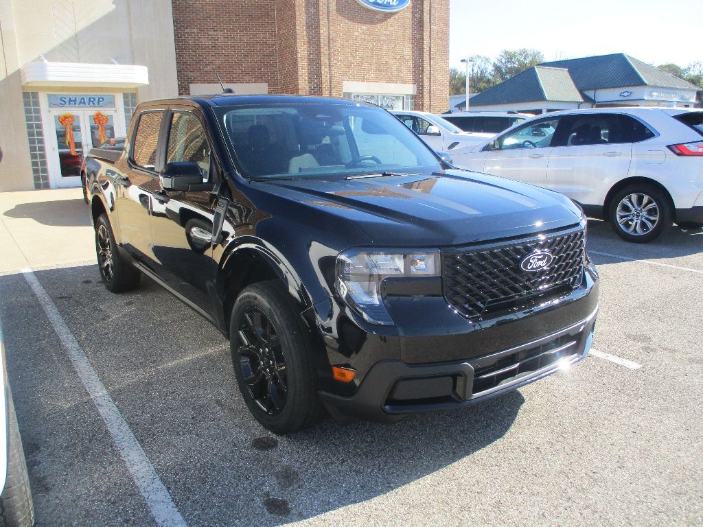 New 2025 Ford Maverick XLT SuperCrew