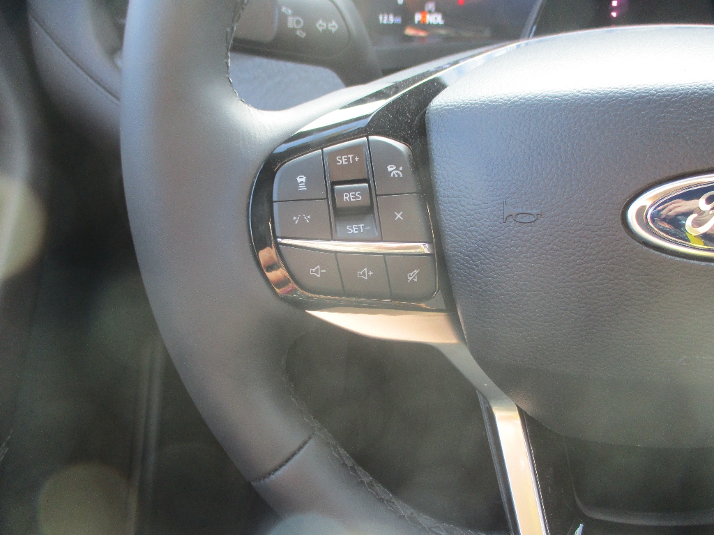 2026 Ford Explorer Platinum - Photo 11