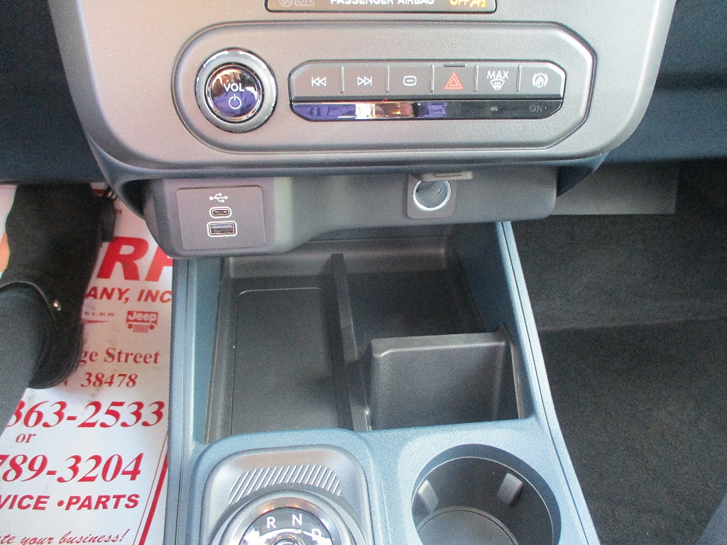 2026 Ford Maverick XL - Photo 7