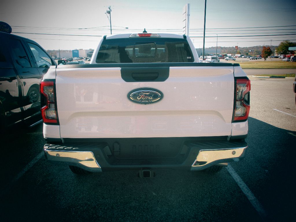 2025 Ford Ranger XLT - Photo 18