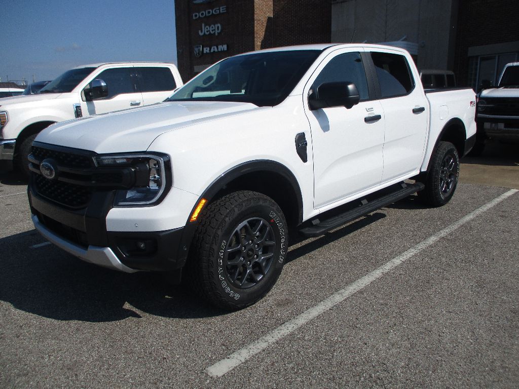 2024 Ford Ranger XLT photo 2