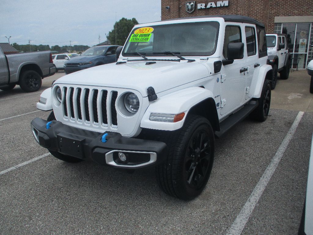 2023 Jeep Wrangler 4xe Sahara photo 3
