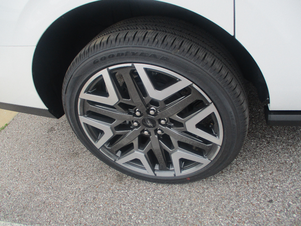 2026 Ford Expedition MAX Platinum - Photo 26