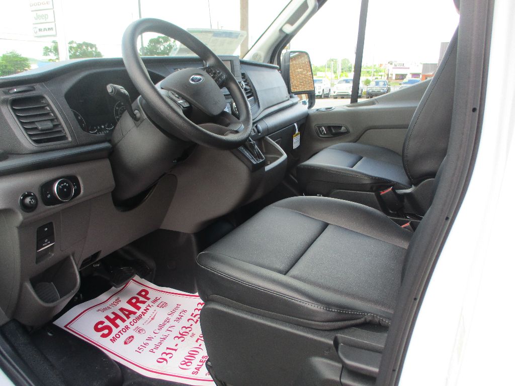 2025 Ford Transit Cargo Van photo 4