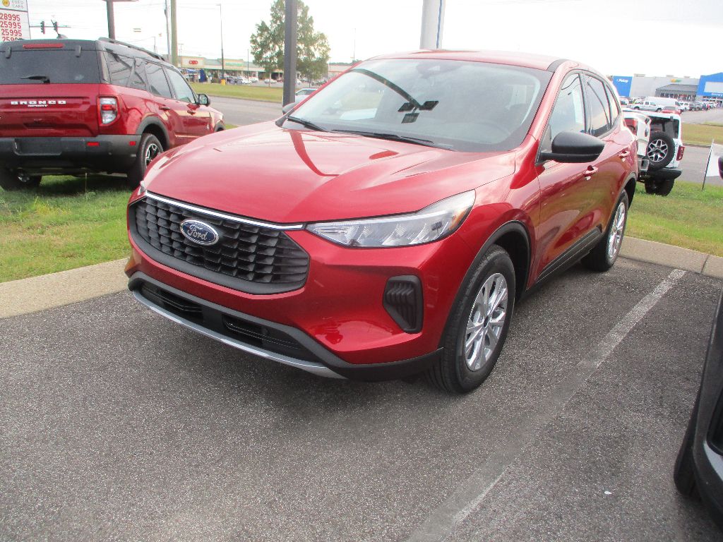 2026 Ford Escape Active photo 3