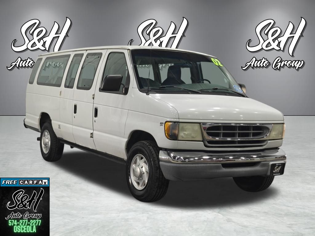 2002 Ford Econoline Wagon XL