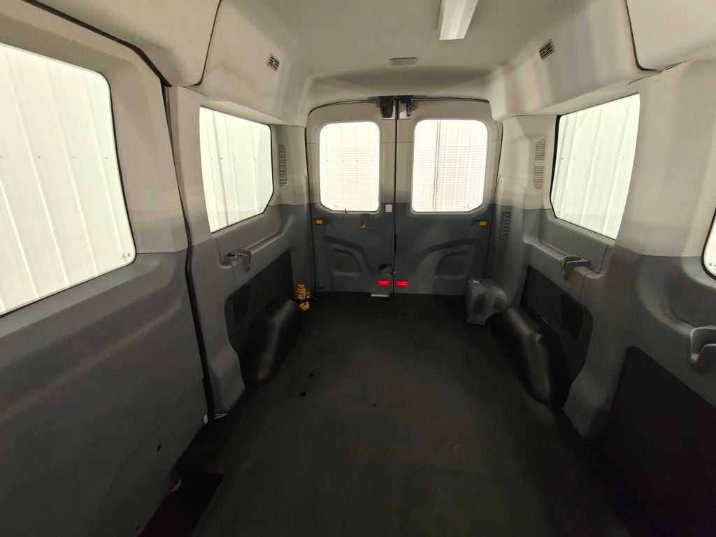 View 32